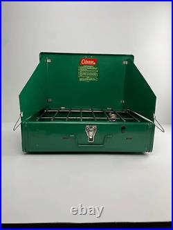 Vintage Coleman USA Two Burner Camp Stove 425E499 Green with Original Box Vintage Coleman USA Two Burner Camp Stove 425E499 Green with Original Box