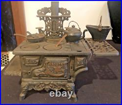 Vintage Crescent Cast Iron Cook Stove Salesman Sample Large + Accessories Pots
