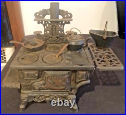 Vintage Crescent Cast Iron Cook Stove Salesman Sample Large + Accessories Pots