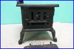 Vintage Crescent Cast Iron Cook Stove Salesman Sample Large + Accessories Pots