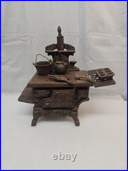 Vintage Crescent Cast Iron Stove Salesman Sample Complete with Pot, Pan and others