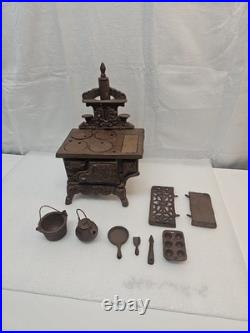 Vintage Crescent Cast Iron Stove Salesman Sample Complete with Pot, Pan and others