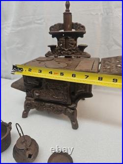 Vintage Crescent Cast Iron Stove Salesman Sample Complete with Pot, Pan and others