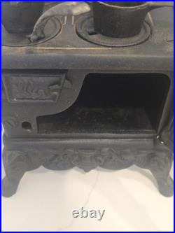 Vintage Crescent Cast Iron Wood Stove Salesman Sample with Pots & Pans USA EUC