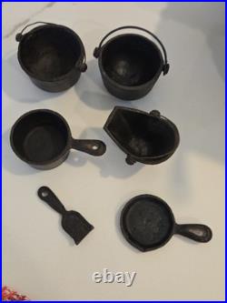 Vintage Crescent Cast Iron Wood Stove Salesman Sample with Pots & Pans USA EUC