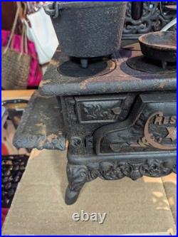 Vintage Crescent Salesmens Sample Large 10 Miniature Cast Iron Cook Stove