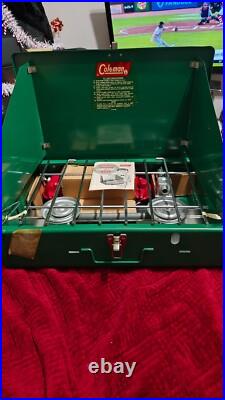 Vintage FEB 1973 Coleman 425E499 2 Burner Stove Never Fired New Old Stock No Box