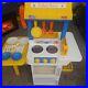 Vintage_FISHER_PRICE_Fun_Food_Kitchen_Base_Oven_Play_Set_Stove_Cooking_Sink_01_fqe