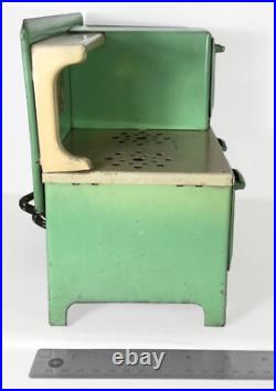 Vintage Little Orphan Annie Child's Electric Toy Stove with Oven Range (1930's)