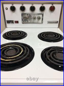Vintage MAGIC Chef 20-inch Apartment Sized Electric Stove Rear Controls W Clock