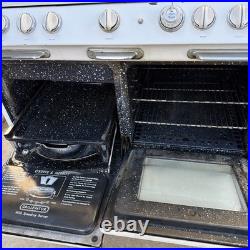 Vintage O'Keefe & Merritt Stove with 4 burners + Griddle +Grillevator +Oven