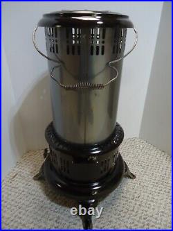 Vintage Perfection 525M Kerosene Oil Heater With Burner And Tank. EXCEPTIONAL