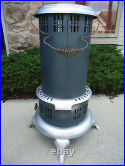 Vintage Perfection 525M Kerosene Oil Heater With Burner And Tank. REFURBISHED