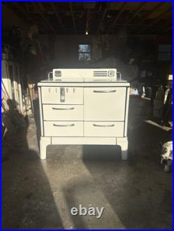 Vintage Roper White Enamel Gas Stove 1940s Antique Kitchen Range Chrome Handles