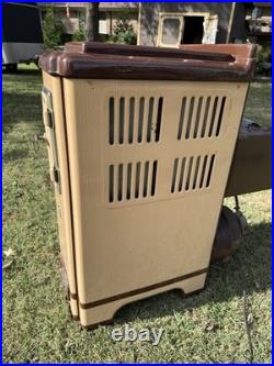 Vintage Siegler Oil Burning Stove/Heater with Amp Blower Model 400-U NICE
