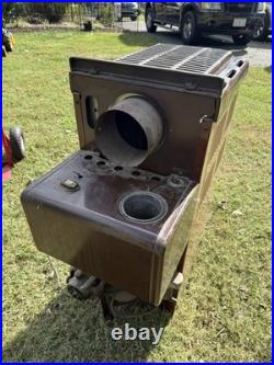 Vintage Siegler Oil Burning Stove/Heater with Amp Blower Model 400-U NICE