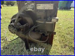 Vintage Siegler Oil Burning Stove/Heater with Amp Blower Model 400-U NICE
