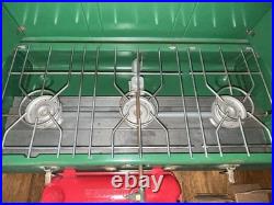 Vintage Unfired 1973 Coleman Model 426D 3-Burner Camp Stove Green