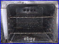 Vintage White Wedgewood Stove, 4 Burners/Griddle, Oven/Broiler, 40 All Original