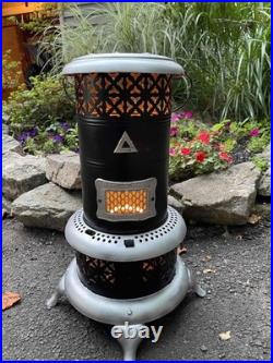 Vintage Working 560 Perfection Oil Kerosene Parlor Cabin Porch Heater Stove