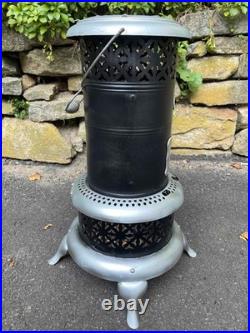 Vintage Working 560 Perfection Oil Kerosene Parlor Cabin Porch Heater Stove