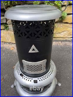 Vintage Working 560 Perfection Oil Kerosene Parlor Cabin Porch Heater Stove
