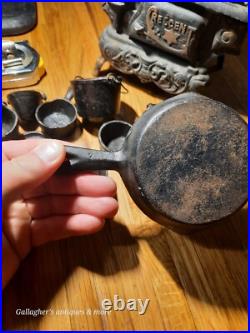 Vintage lot Crescent queen Cast Iron Wood Stove Salesman Sample Toy accessories