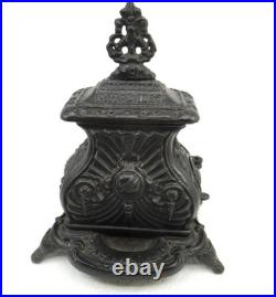 Vintage salesman's sample parlor stove