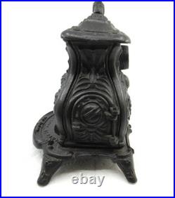 Vintage salesman's sample parlor stove