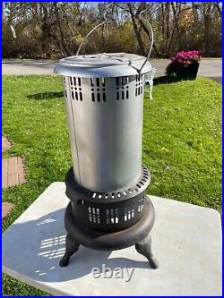 Vtg. United States Stove Company Perfection Kerosene Heater #US89 P (No Burner)