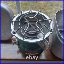 WORKING COLEMAN SUNSHINE OF THE NIGHT 502 CAMP STOVE With MESS KIT 5/64 Withcase