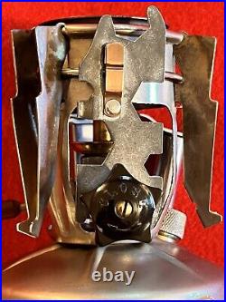 WWII Mountain/Ski Stove M1942-MOD. (ALADDIN 1945) Complete NEAR MINT