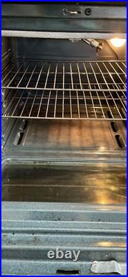 Whirlpool Super Capacity Gas Stove and Oven Range