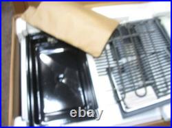 Whirlpool electric downdraft stove RC8900XXW White open box DELIVERY AVAIL NOS