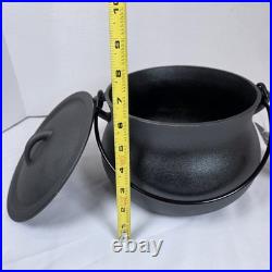Witchy! Smith & Clark Ironworks Cast Iron Pre-Seasoned 4 Qt Cauldron w Lid Black