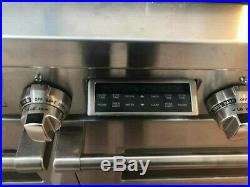 Wolf DF486G 48 Professional Dual Fuel Range Stove 6 Burners + Griddle USED